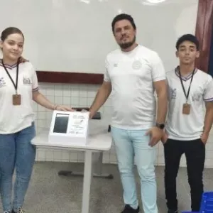 Estudantes de Uauá desenvolvem urna eletrônica para otimizar eleição de líderes de classe