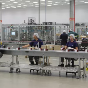 Produção industrial baiana cresceu 2,0% entre dezembro de 2024 e janeiro de 2025 e 4,3% em relação a janeiro de 2024