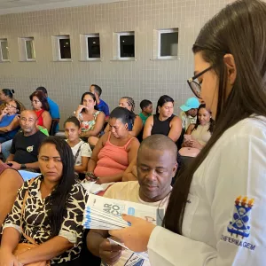 Ação do Março Azul no Hospital Metropolitano alerta sobre o câncer de intestino