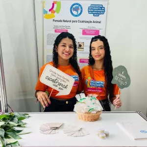 Jovens cientistas de Rio do Antônio criam pomada à base de mandioca para tratamento veterinário