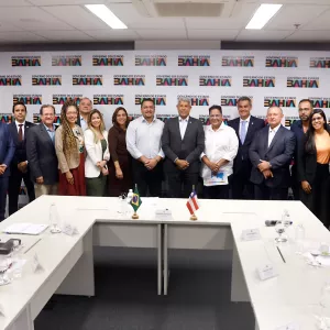 Audiência com o prefeito de Bom Jesus da Lapa, Eures Ribeiro. 