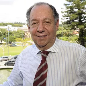 Ex-ministro Clélio Campolina é conferencista de destaque no seminário SEI 30 anos