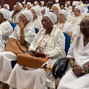 Mulheres de Axé de várias regiões do Brasil discutem democracia, justiça climática e direitos sociais durante encontro em Salvador