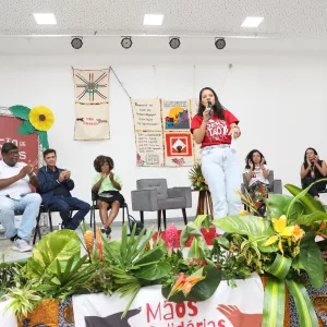 SEC debate estratégias para promover a alfabetização de jovens e adultos