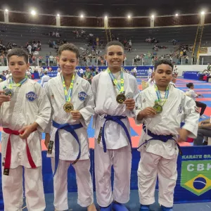 Bahia conquista 121 medalhas e segundo lugar geral do Campeonato Brasileiro de Karatê 
