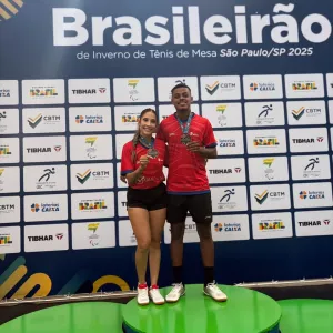 Dupla de mesa-tenistas baianos apoiados pelo Faz Atleta disputam torneio nacional nesta semana