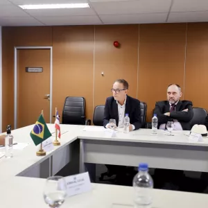 Governador se reúne com prefeito de Cairu e discute melhorias para o município