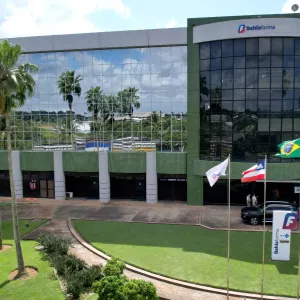 Ministério da Saúde aprova PDP da Bahiafarma para produção nacional de medicamento para doença rara