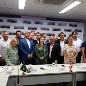 Governo da Bahia articula ações emergenciais com Ministério dos Transportes e DNIT para reabertura da ponte sobre o Rio Jequitinhonha