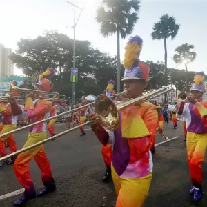Fanfarras escolares da rede estadual participam do Festival de Fanfarras e Balizadores 2025, em Salvador