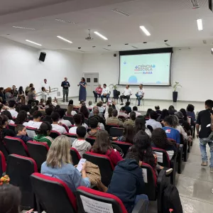 Laboratório de ponta coloca ciência nas mãos dos estudantes da rede estadual em Juazeiro