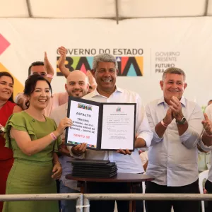 Governo do Estado entrega novas obras e fortalece educação, saúde e infraestrutura em Sento Sé