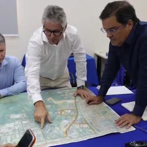 SDE apresenta avanços na requalificação do CIS durante reunião no Centro das Indústrias de Feira de Santana 