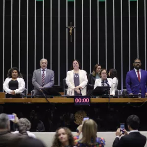 Brasília: Sessão Solene pelos 35 anos do ECA destaca avanços e desafios na proteção da infância no Brasil