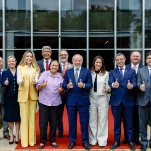 Com Lula, Jerônimo participa de plenária do Conselho de Desenvolvimento Econômico Social Sustentável em Brasília; Tarifaço e temas estratégicos marcam debate