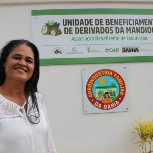 Agroindústria fortalece tradição da mandioca em comunidade rural de Ibiassucê