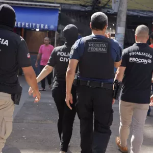 Procon-BA participa da Operação Móbile 360° deflagrada pela Polícia Civil para coibir comercialização ilegal de celulares