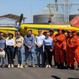 Sema reforça Rede de Ação Integrada no Oeste e participa de simulação aérea de combate a incêndios
