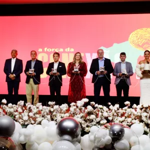 Em Luís Eduardo Magalhães, Jerônimo participa das comemorações pelos 25 anos da Abapa