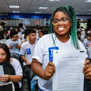 Agosto da Juventude SineBahia: 200 estudantes são encaminhados para estágio