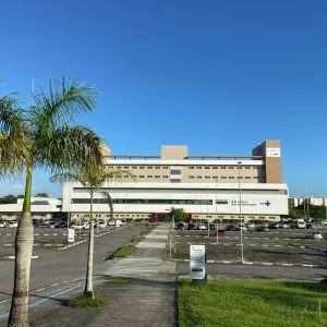 Hospital Metropolitano celebra aniversário com trajetória marcada por avanços na saúde