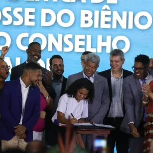 Governo lança pacote de ações para juventude e empossa novos conselheiros do CEJUVE
