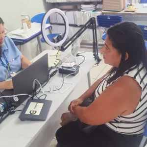 *Governador apresenta investimentos em mobilidade a deputados e envia projeto de criação da Seponte para Alba*  _Encontro detalhou os projetos estruturantes em andamento e os que estão previstos desde 2023 até 2025_  O governador Jerônimo Rodrigues se reuniu, nesta terça-feira (9), com deputados estaduais no Centro de Operações e Inteligência (COI), em Salvador, para apresentar os principais investimentos do Governo do Estado em obras estruturantes de mobilidade urbana na capital e na Região Metropolitana. 