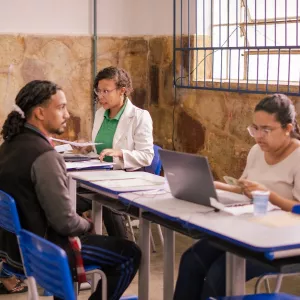 Caravana de Direitos Humanos faz ação em SAJ em parceria com Instituto 11 de Dezembro