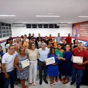 Qualificação certifica 290 profissionais e abre caminhos para emprego e renda em Lauro de Freitas