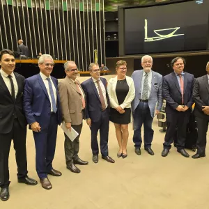 Hospital do Subúrbio é homenageado na Câmara dos Deputados, em sessão solene