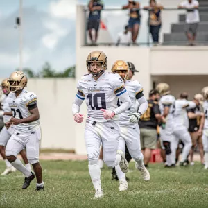 Cavalaria 2 de Julho disputa partida do brasileiro de futebol americano com objetivo de trazer a semifinal para a Bahia