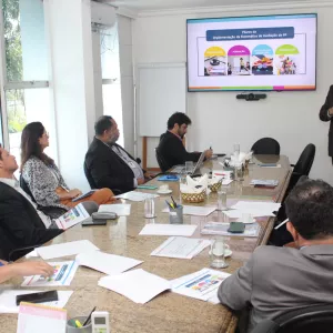 Seplan apresenta projeto de avaliação de políticas públicas em reunião com secretários estaduais