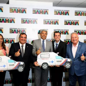 Construção de novo hospital em São Desidério foi tema de reunião entre o governador e o prefeito do município