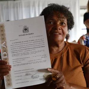 Portal do Sertão celebra a entrega de títulos de terra para famílias agricultoras