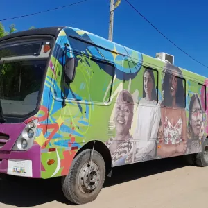 Unidade Móvel da SPM leva acolhimento e orientação para mulheres durante a ExpoIpirá, em Ipirá