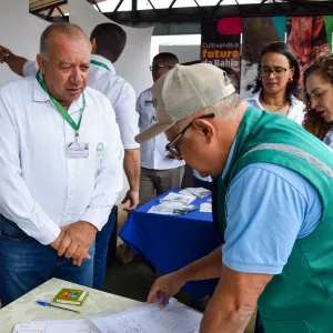 Governo do Estado aproxima produtores e leva serviços da Seagri à ItaAgro 2025 em Itamaraju