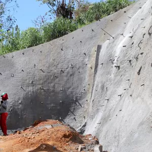 Contenção de encostas