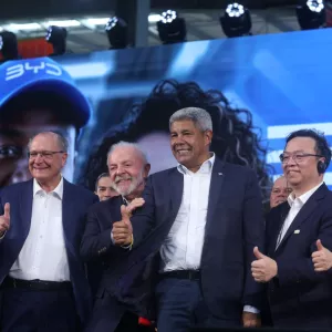 "Implantação da BYD torna a Bahia protagonista na produção nacional de veículos sustentáveis”, afirma Jerônimo Rodrigues