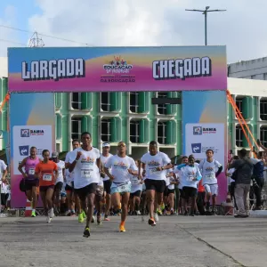 Corrida e Caminhada Educação e Movimento
