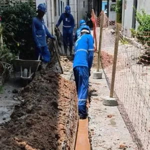 Embasa amplia obras de esgotamento em áreas de influência do VLT