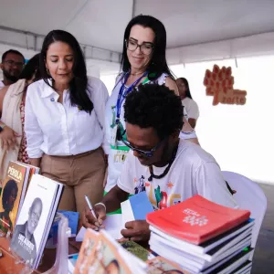 Feira Literária Internacional de Antônio Cardoso 