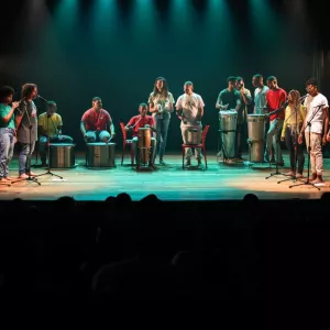 Estudantes da rede estadual exibem talentos no Cineteatro 2 de Julho