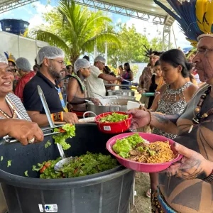Bahia Sem Fome reafirma compromisso com povos indígenas durante abertura do 7° Acampamento Terra Livre