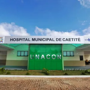 Governo do Estado reúne Consórcio Interfederativo de Saúde do Alto Sertão e apresenta proposta para Unacon de Caetité