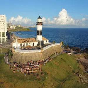 Edifício Oceania receberá projeção especial pelos 20 anos do Ligue 180, nesta sexta-feira (19)