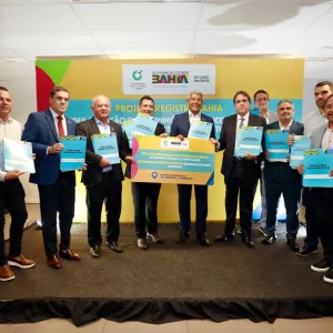 Áreas do Polo Industrial de Juazeiro e Colégio Central de Salvador receberam títulos e certidões de matrícula