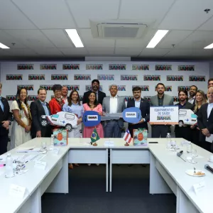 Ambulâncias, veículos administrativos e equipamentos para a saúde são entregues pelo Governo do Estado durante reunião com Prefeitura de Ilhéus