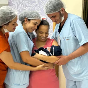 Hospital Regional de Juazeiro realiza cirurgia obstétrica pioneira no Vale do São Francisco com sucesso