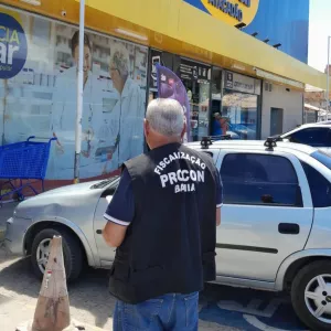 Fiscalização do Procon-BA autua sete supermercados em Camaçari