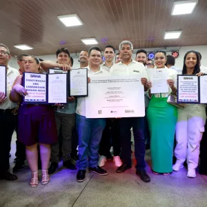 Colégio de tempo integral entregue em Campo Alegre de Lourdes amplia oportunidade para jovens e revela talentos
